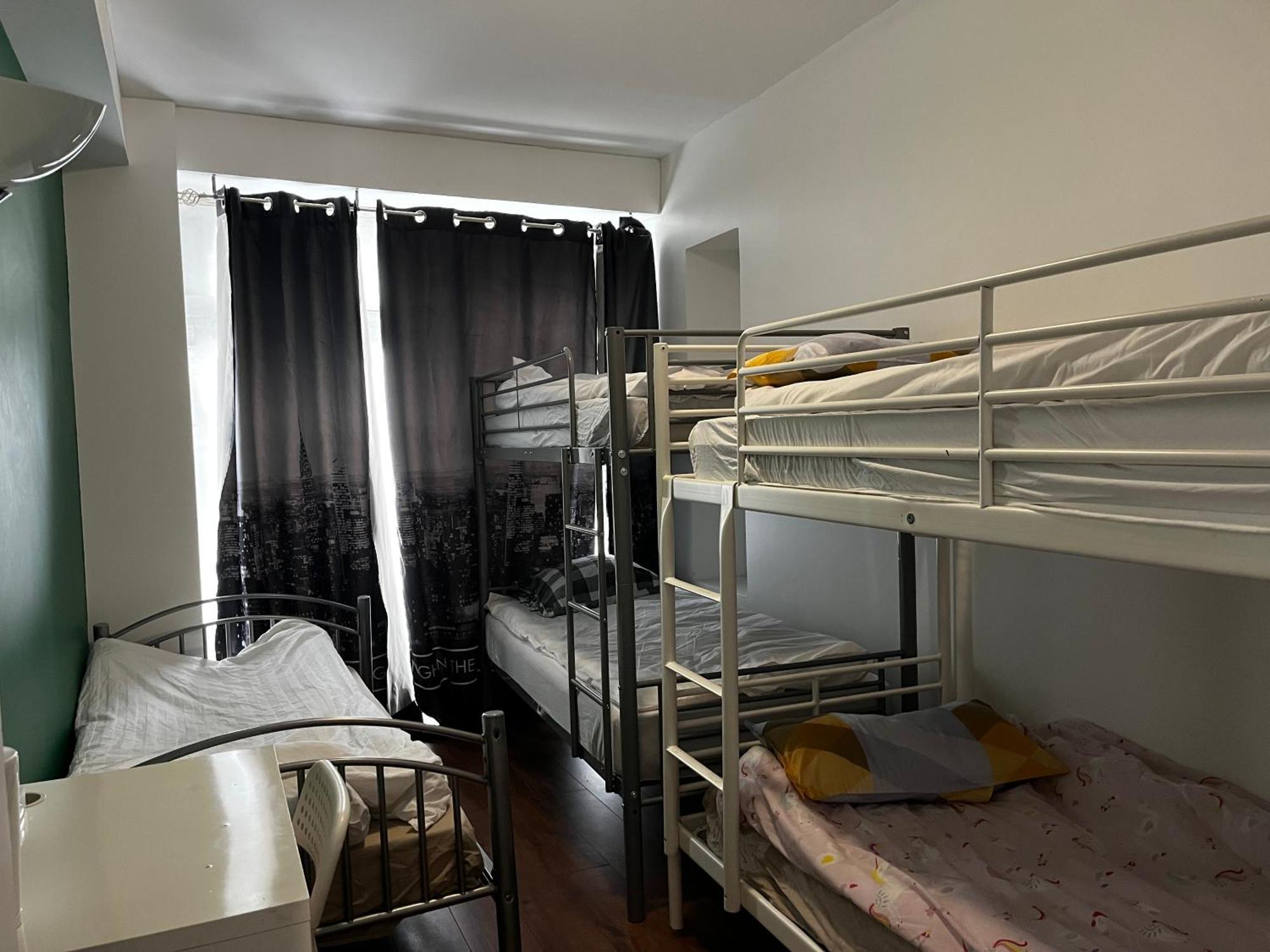 Chez Mia Paris Hostel Bagian luar foto
